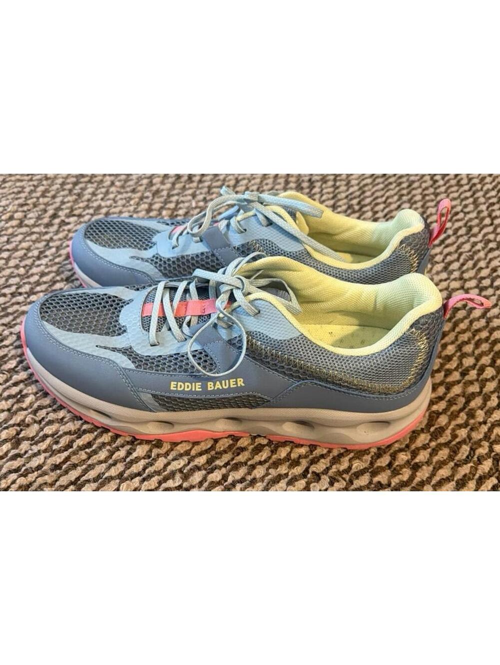 These Eddie Bauer Koshi Walking Shoes Women’s 9